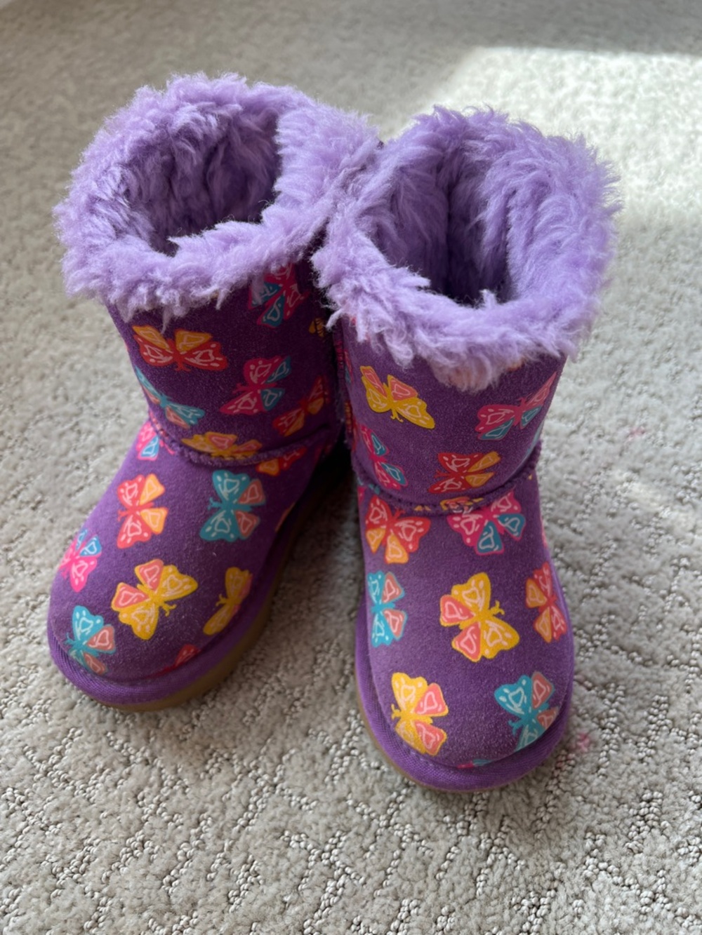 Toddler 8 UGG Purple Butterfly Kids Boots